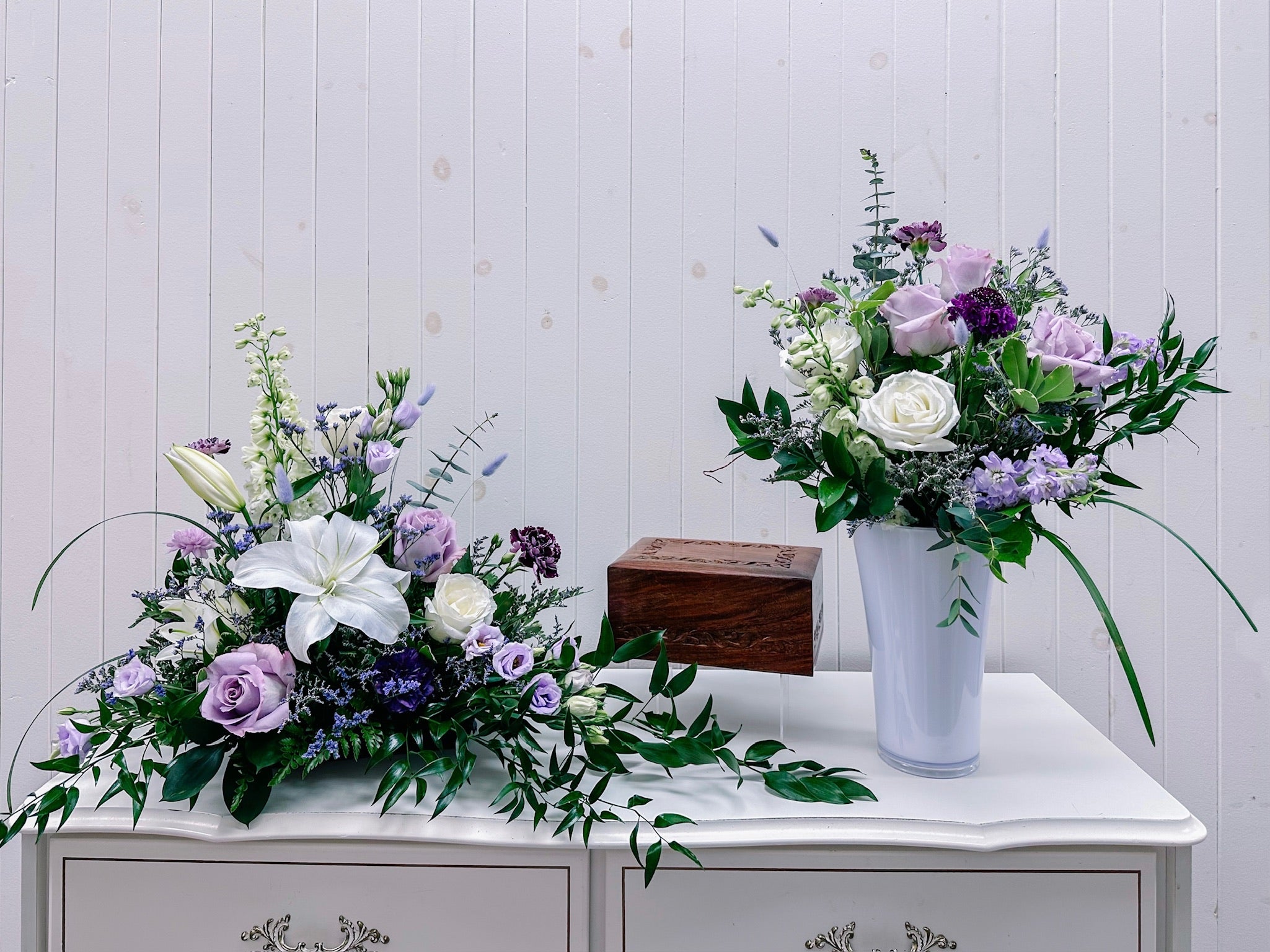 LVXINLI Lot 2 Bouquets Fleurs Artificielles Tombes - Roses Soie Avec Vases 47cm