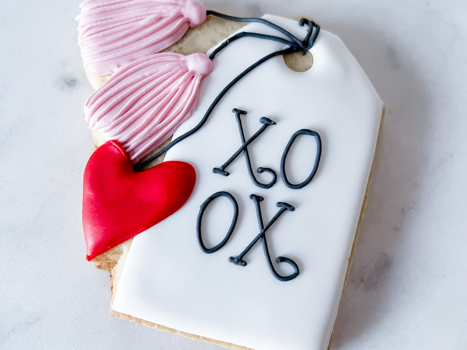 Biscuit - xoxo - Miss Lili's Boutique